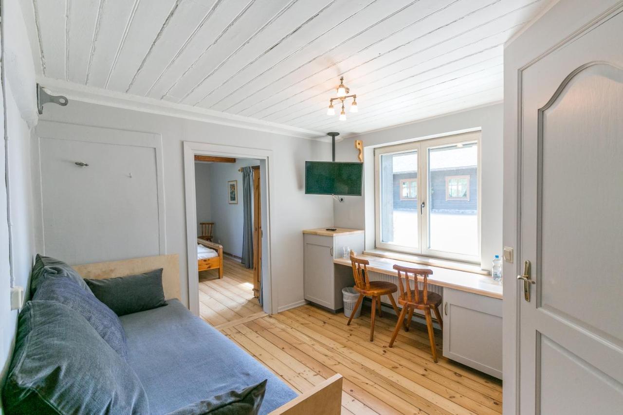 Laucu Akmens Hotel Skulte Kültér fotó