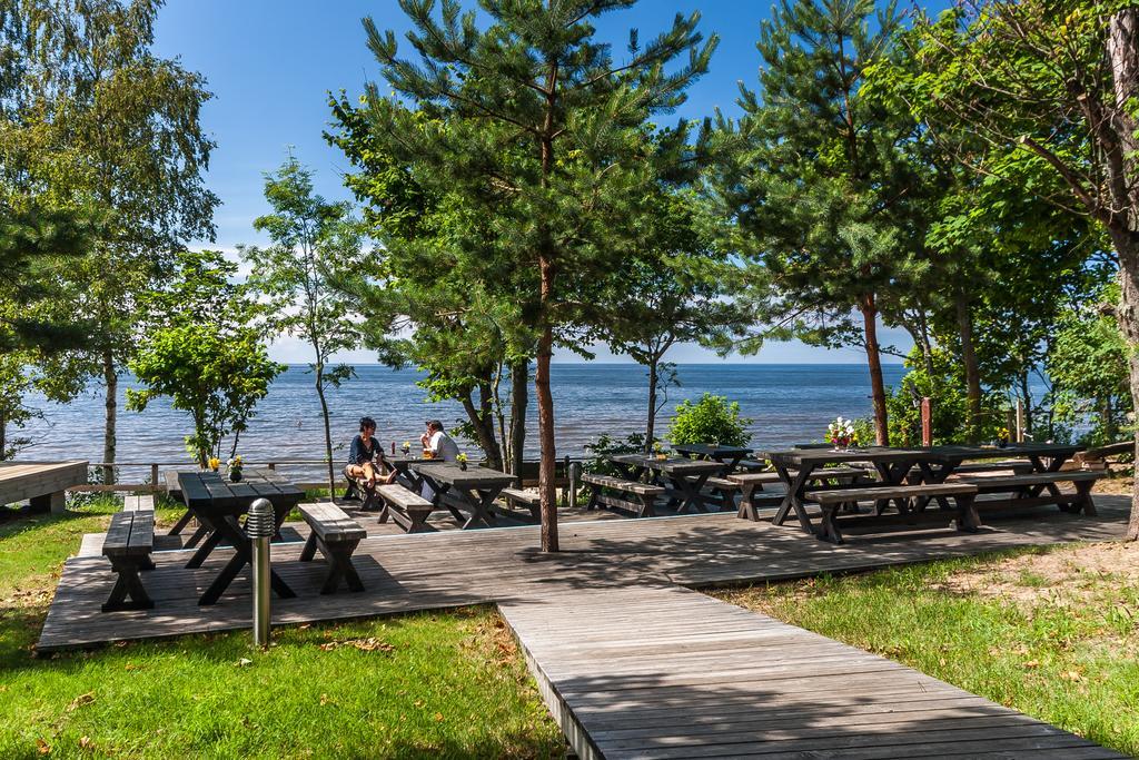 Laucu Akmens Hotel Skulte Kültér fotó