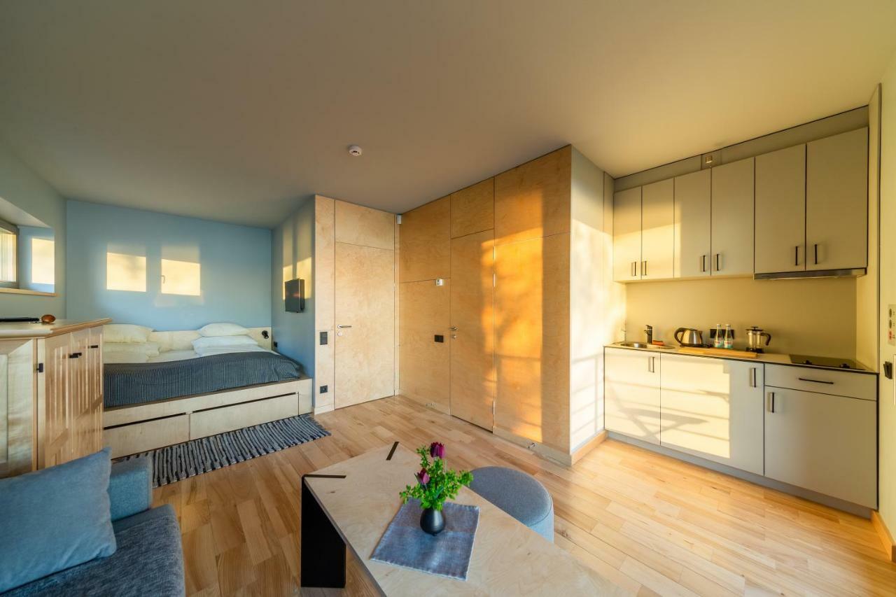 Laucu Akmens Hotel Skulte Kültér fotó